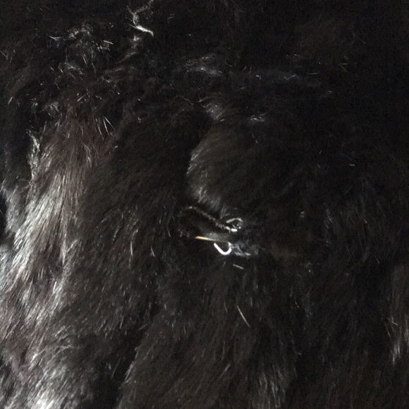 100% Rabbit Fur Coat - Picture 4 of 8